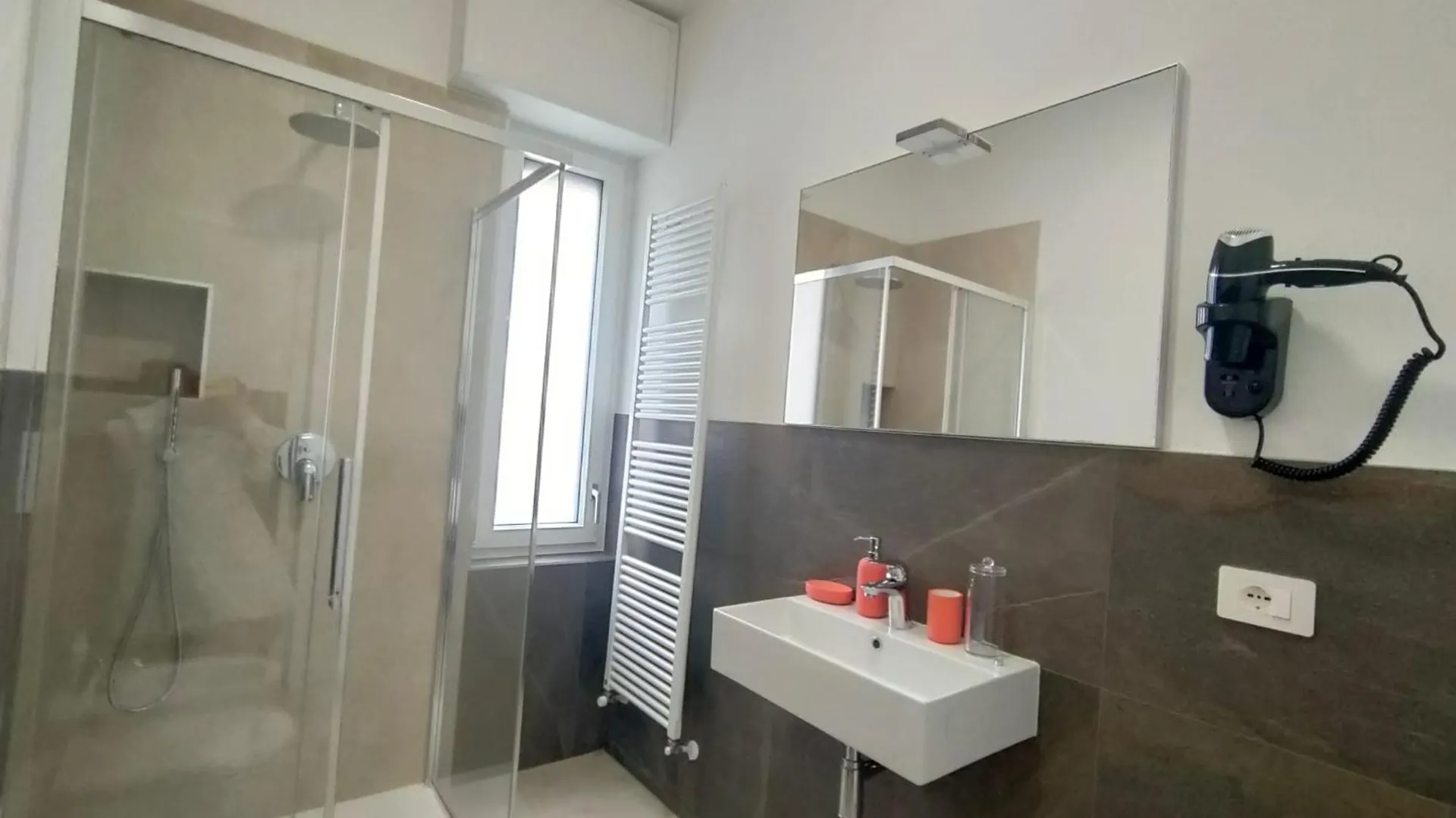 Apartment Bergamo Rooms 1 & 2 Italy